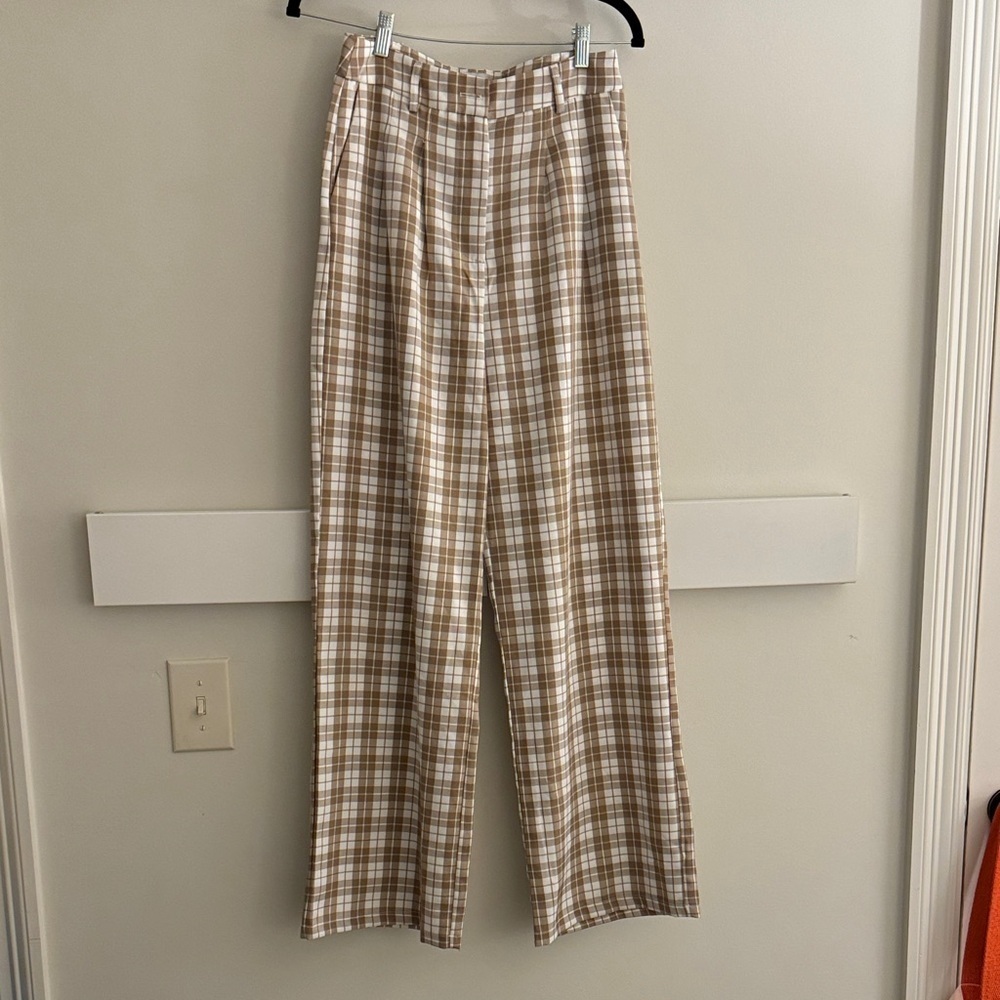 Princess Polly plaid white and brown trousers
